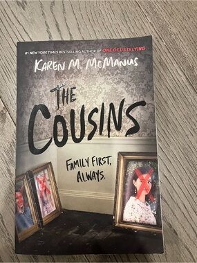 Karen M. McManus "The Cousins" Paperback - Cream, Black
